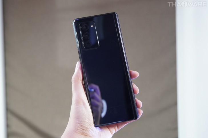 พบประสบการณ์ใหม่บน Galaxy Z Fold2 5G สมาร์ทโฟนจอพับได้ที่มาพร้อมฟีเจอร์สุดล้ำ!