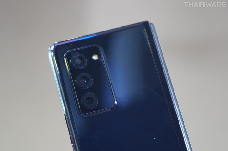 พบประสบการณ์ใหม่บน Galaxy Z Fold2 5G สมาร์ทโฟนจอพับได้ที่มาพร้อมฟีเจอร์สุดล้ำ!