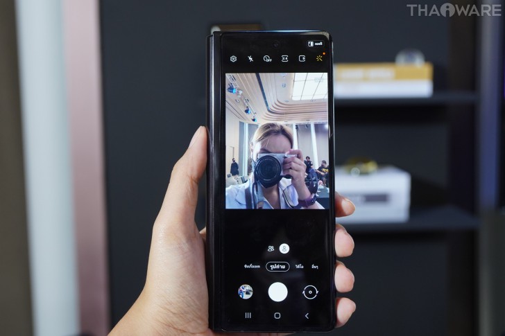 พบประสบการณ์ใหม่บน Galaxy Z Fold2 5G สมาร์ทโฟนจอพับได้ที่มาพร้อมฟีเจอร์สุดล้ำ!