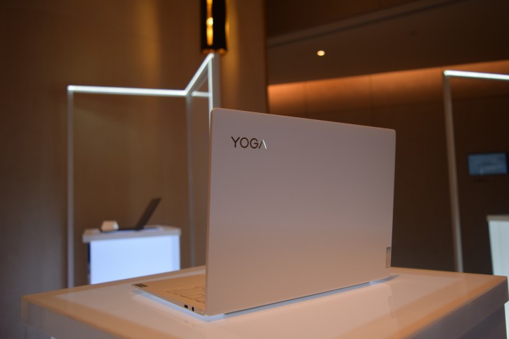 Lenovo ขนแบรนด์ YOGA แล็ปท็อประดับพรีเมียมไลน์อัพใหม่มาเปิดตัวในไทยเพียบ 