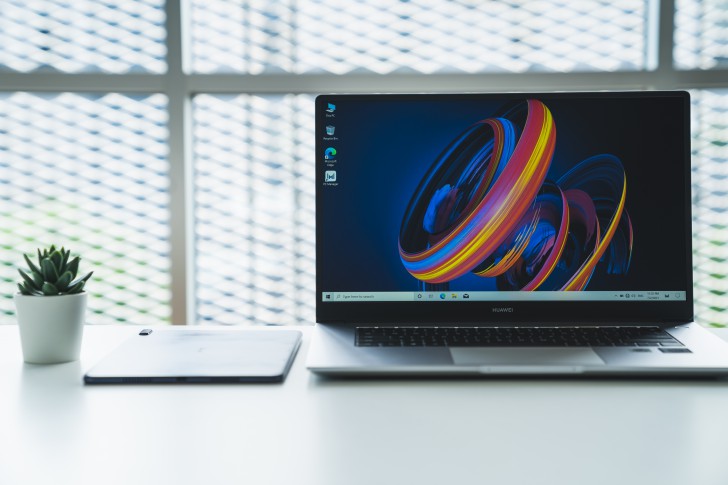 หัวเว่ยเปิดตัว MateBook 14 และ MateBook D15, เราเตอร์ 2 รุ่น 3 แบบ พร้อมโปรโมชัน Pre-Order