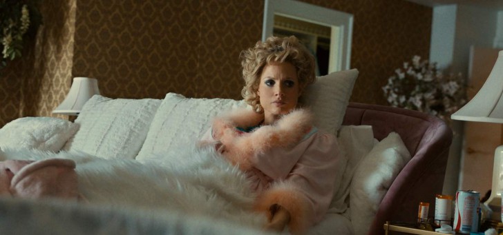 Jessica Chastian ในบท Tammy Faye Bakker จาก The Eyes of Tammy Faye