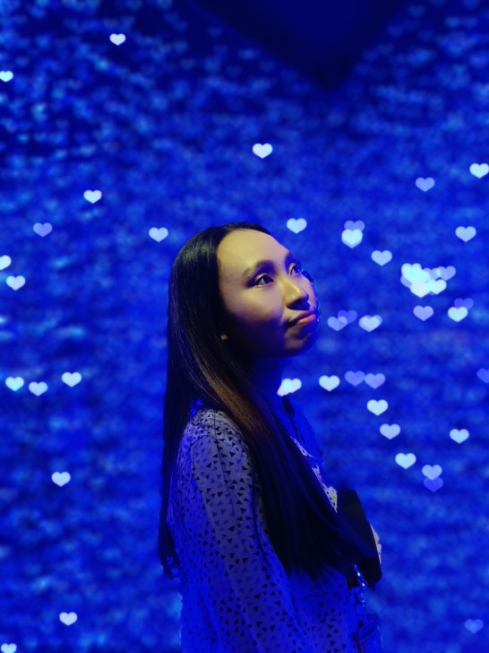 ภาพหน้าชัดหลังเบลอจาก มือถือ Vivo V25 series 5G