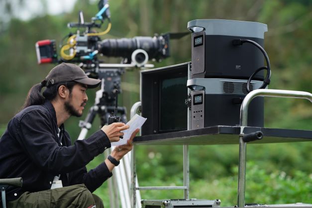 ทนทานมากกว่าพาวเวอร์สเตชั่นอื่น ๆ ถึง 6 เท่า ด้วยรอบชาร์จแบตเตอรี่ 3000X ทนทานมากกว่าพาวเวอร์สเตชั่นอื่น ๆ ถึง 6 เท่า ด้วยรอบชาร์จแบตเตอรี่ 3000X