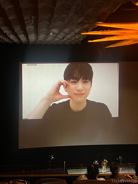 “Christmas Carol – คริสต์มาสแค้น” “จินยอง GOT7” ไลฟ์สดกลางงาน “Christmas Carol Press and Fans Special Live Screening” มอบความสุขส่งท้ายปี กวาดกระแสรีวิวแรงเกินต้าน