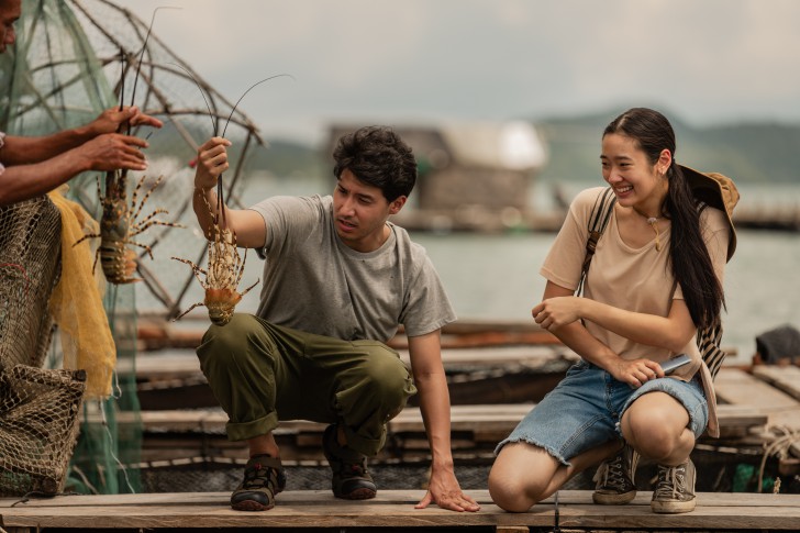 Netflix เปิดภาพแรก “ออกแบบ-ปีเตอร์-กรรณ” นำทีมเรียกน้ำย่อย ในภาพยนตร์ คนหิว เกมกระหาย (Hunger) ก่อนพบกับเมนคอร์สเต็มรูปแบบ เมษายนนี้!