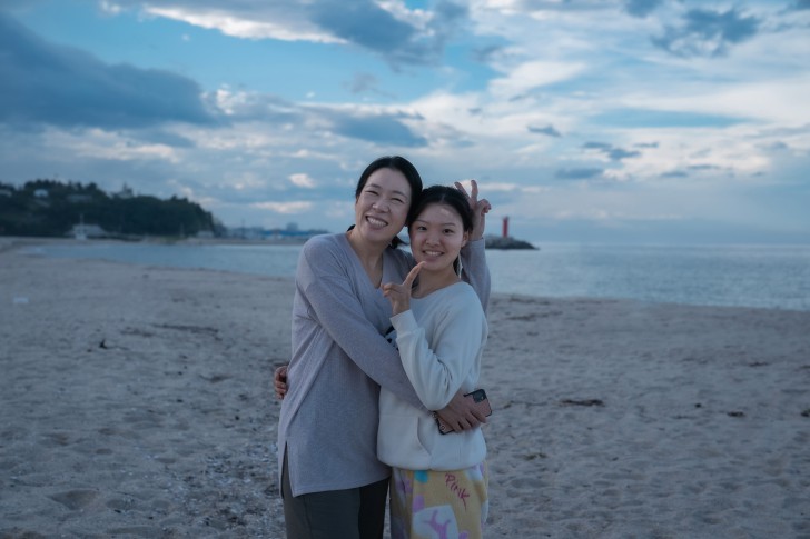 ยืนหนึ่งสมศักดิ์ศรี! The Glory ภาค 2 ครองอันดับ 1 ทั่วโลกบนชาร์ต Netflix ในสัปดาห์แรกที่เปิดตัว ด้วยยอดรับชมสูงกว่า 124 ล้านชั่วโมง