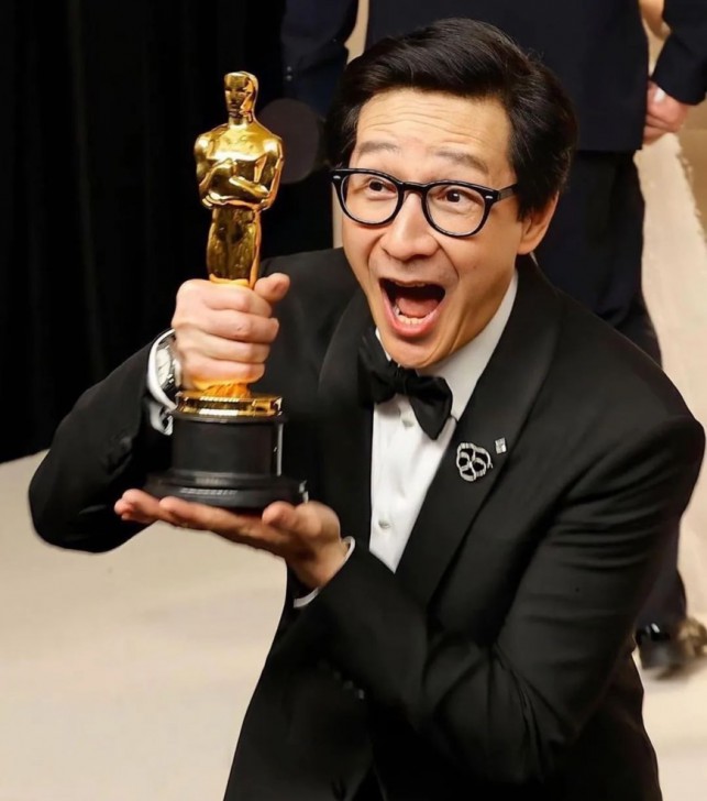 เอ็ม พิคเจอร์ส เฮ!!! Everything Everywhere All at Once มงลง กวาดรางวัลออสการ์กลับบ้านเพียบ ด้าน The Whale คว้าไป 2 รางวัล