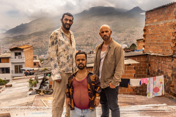 Prime Video เผยภาพทีเซอร์คีย์อาร์ตจากภาพยนตร์ Medellín (เมเดยีน) ผลงานออริจินัลแอ็คชั่นคอเมดี้เรื่องใหม่จากฝรั่งเศส โดย Franck Gastambide