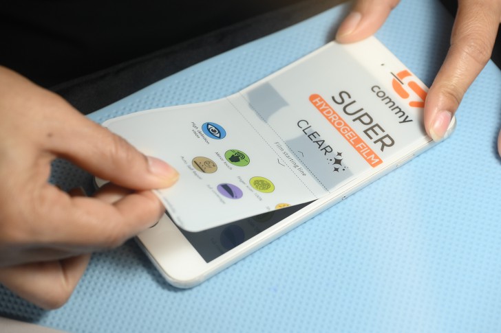 คอมมี่ (COMMY) รีแบรนด์ใหญ่ในรอบ 30 ปี พร้อมส่ง “คอมมี่ ซูเปอร์ ไฮโดรเจล ฟิล์ม” ลุยตลาด