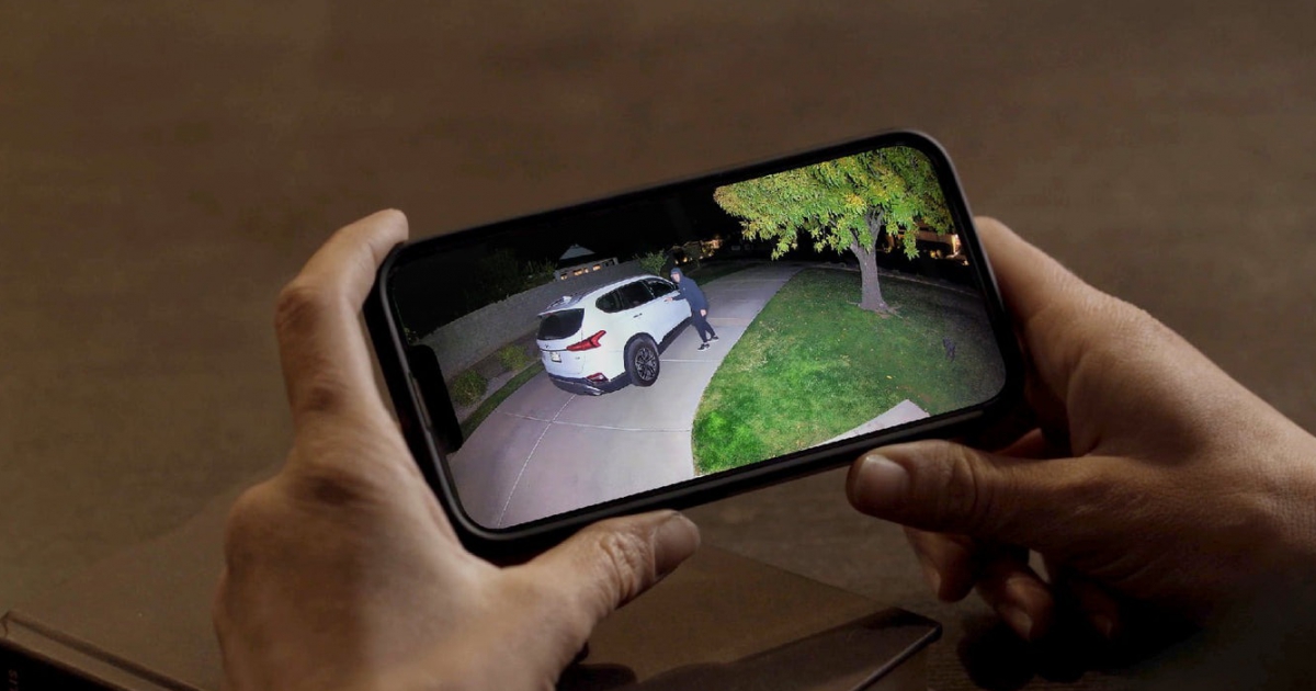 บั๊กผิดบ้าน ? ผู้ใช้งานกล้องวงจรปิดอัจฉริยะกว่า 13,000 ราย กดดูกล้องบ้านตัวเอง แต่ได้ภาพจากกล้องบ้านคนอื่น ?