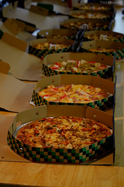 Thaiware จัดงาน Valentine's Day Party 2024 ต้อนรับวันแห่งความรัก กิจกรรมเกมโยนห่วง และไหว้พระแก้ปีชง