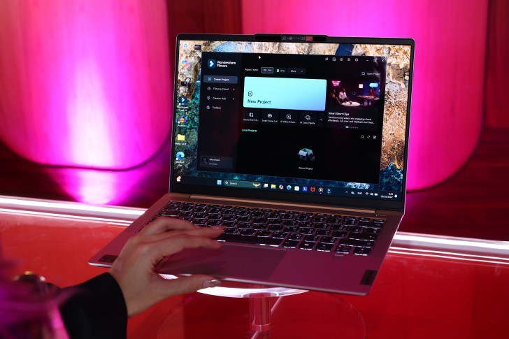 เลอโนโว เปิดตัวเอไอพีซีรุ่นใหม่ล่าสุด ยกระดับประสบการณ์ให้ผู้บริโภค พร้อมวางจำหน่ายแล้ววันนี้