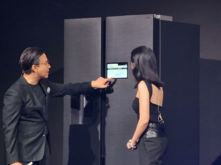 รู้จักเครื่องใช้ไฟฟ้ายุคใหม่ มีจอบนตู้เย็น เครื่องซักผ้า ผสานความฉลาด Bespoke AI ช่วยให้ชีวิตสะดวกขึ้น รู้จักเครื่องใช้ไฟฟ้ายุคใหม่ มีจอบนตู้เย็น เครื่องซักผ้า ผสานความฉลาด Bespoke AI ช่วยให้ชีวิตสะดวกขึ้น