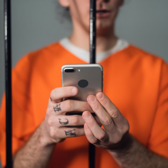 แฮกเกอร์ผู้อยู่เบื้องหลังมัลแวร์ KMSAuto ถูกจับแล้ว หลังมีผู้เหยื่อเฉียด 3 ล้านราย