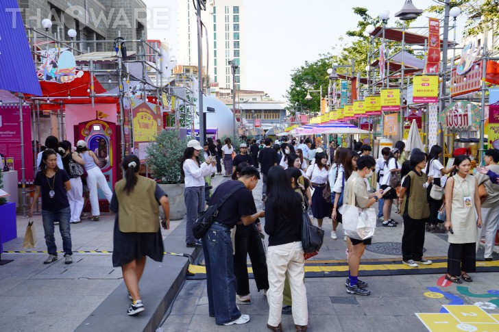 Thaiware เยี่ยมชมบูธ Canva ในงาน Bangkok Design Week 2026 : Design S/O/S