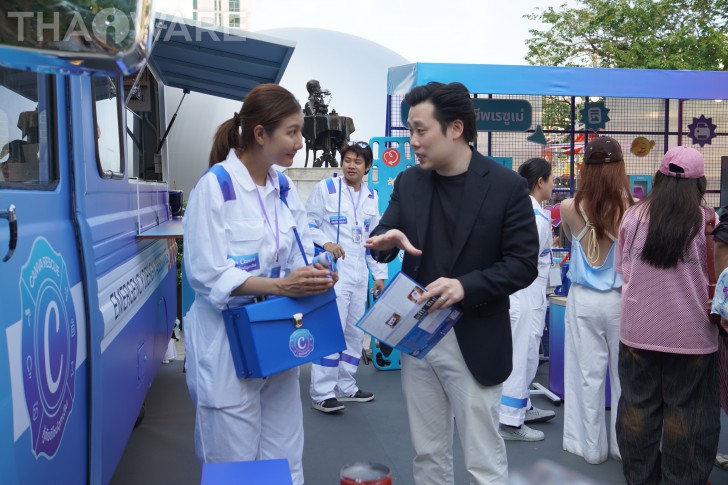 Thaiware เยี่ยมชมบูธ Canva ในงาน Bangkok Design Week 2026 : Design S/O/S