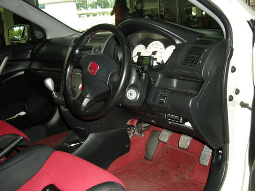 รถเก๋ง Honda Civic EP3 ขุมพลัง รถแบบ Sporty Hatchback ผลิตในอังกฤษ ส่งไปญี่ปุ่น มาขับในเมืองไทย ต้องคันนี้ เลย !