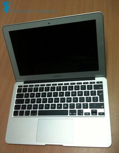 Macbook Air กับความล้ำสมัยกับความบางไม่ถึง 2 cm.