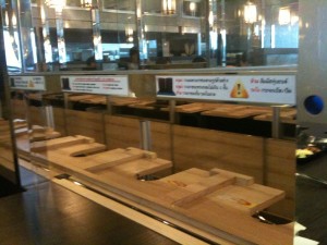 Hajime Robot Restaurant : อร่อย สนุก คุ้มค่า