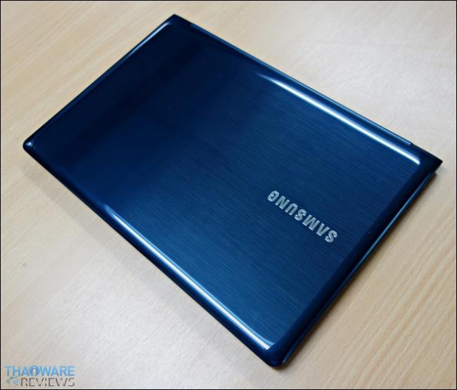 Samsung ATIV Book 9_04