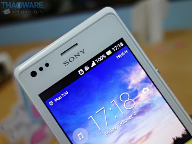 ตัวเครื่อง Xperia M_02
