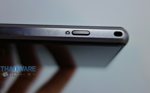 รีวิว Sony Xperia Z1_09