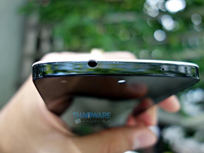 ขอบบนตัวเครื่อง Nexus 5