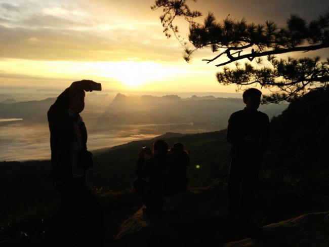 ภาพถ่ายวิวแบบย้อนแสง 2 จาก Nexus 5