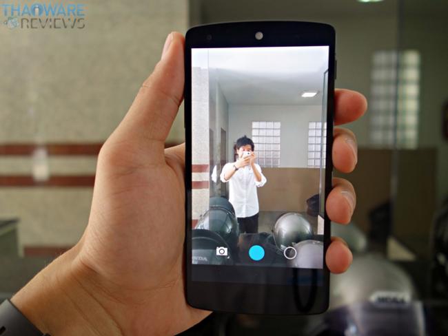 มุมมองจากการถ่ายกล้องหน้า Nexus 5
