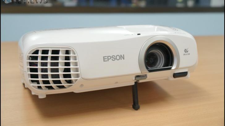 รีวิว EPSON TW5200 ความบันเทิงแปลกใหม่กับโปรเจคเตอร์ 3 มิติ