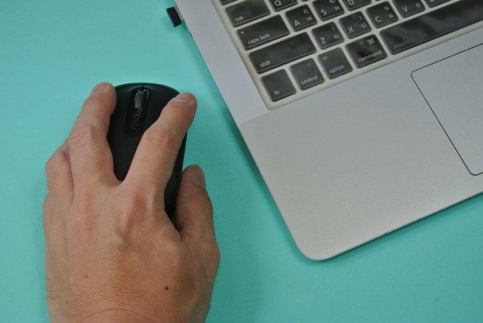 microsoft-wireless-mobile-mouse-1850-left-hand