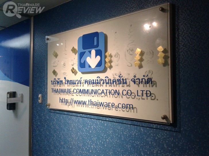 Samsung Galaxy J1 (2016) สมาร์ทโฟนรุ่นเล็ก จิ๋วแจ๋วเจาะโลก