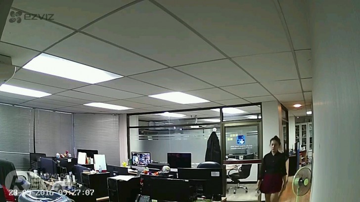 ezviz c2 mini และ c2c กล้องวงจรปิดอินเทอร์เน็ตตัวเล็กๆ เซ็ตอัพง่าย ใช้งานง่าย