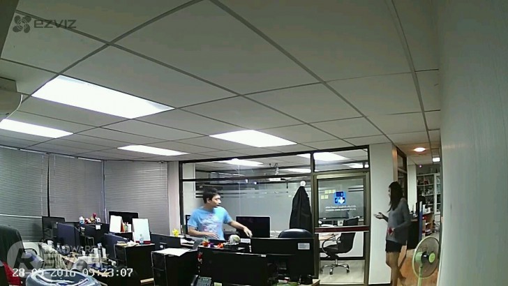 ezviz c2 mini และ c2c กล้องวงจรปิดอินเทอร์เน็ตตัวเล็กๆ เซ็ตอัพง่าย ใช้งานง่าย