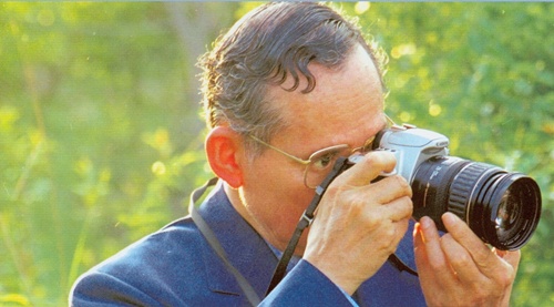 พระบาทสมเด็จพระเจ้าอยู่หัว รัชกาลที่ ๙ กับความสนพระทัยในด้านเทคโนโลยี