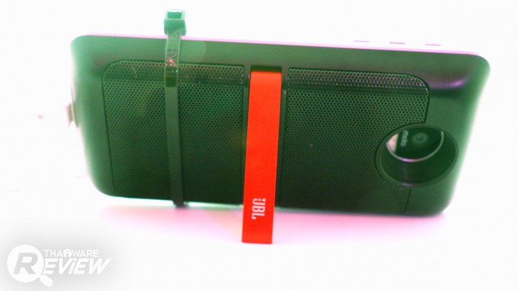 สัมผัสแรก สมาร์ทโฟนตระกูล Moto Z ที่เปลี่ยนเป็นผู้ช่วยมืออาชีพได้ด้วย Moto Mods