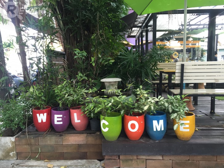 iPhone 7 Plus เครื่องศูนย์ไทย ดีไซน์เหมือนเดิม เพิ่มเติมเทคโนโลยี และการจากไปของช่องหูฟัง