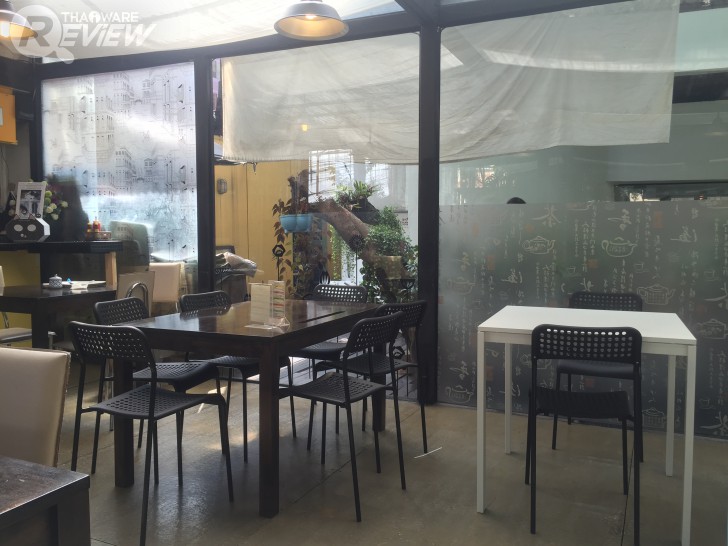 iPhone 7 Plus เครื่องศูนย์ไทย ดีไซน์เหมือนเดิม เพิ่มเติมเทคโนโลยี และการจากไปของช่องหูฟัง