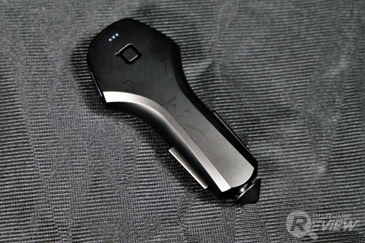 Zus Smart Car Locator & Car Charger ระบุตำแหน่งรถอัจฉริยะ พร้อมระบบชาร์จแบตเตอรี่พลังเทพ