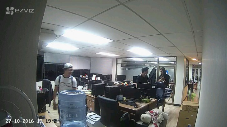 ezviz c2 mini และ c2c กล้องวงจรปิดอินเทอร์เน็ตตัวเล็กๆ เซ็ตอัพง่าย ใช้งานง่าย