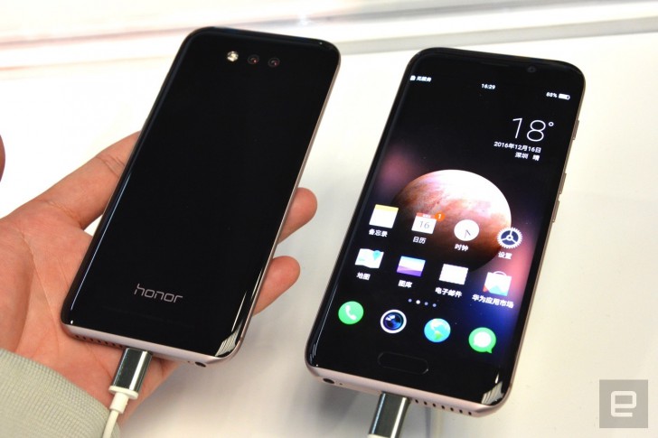 Huawei Honor Magic สมาร์ทโฟนจอโค้ง พร้อมจุดเด่น Magic Live ผู้ช่วยอัจฉริยะ [แปล]