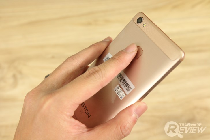 Aston Luxury S สมาร์ทโฟนดีไซน์หรูเซลฟี่ตัวแม่ กล้องหน้า 13 ล้าน ราคาเบา