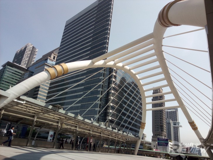 ASTON Idea 3 Plus สมาร์ทโฟนระดับกลาง สเปกคุ้มราคา มี Gyrosensor ไว้เล่น VR จอใหญ่สะใจ