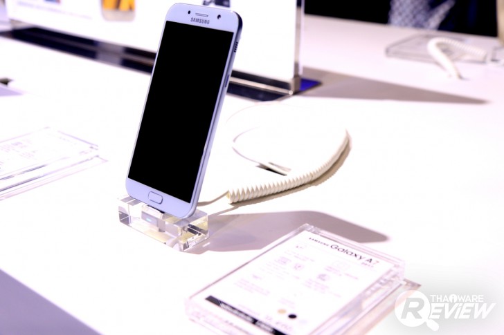 Samsung Galaxy A3, A5, A7 และ A9 Pro ซีรีย์ปี 2017 สเปกดี ราคาน่าคบหา Samsung Galaxy A3, A5, A7 และ A9 Pro ซีรีย์ปี 2017 สเปกดี ราคาน่าคบหา