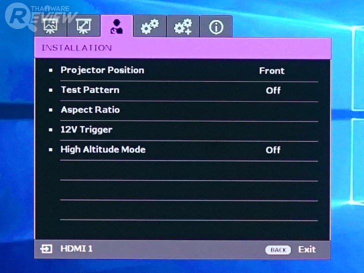 BenQ W11000 โปรเจคเตอร์ระดับ 4K สุดเทพ  สำหรับคนที่อยากมีโรงหนังส่วนตัวภายในบ้าน