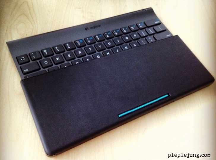 เพิ่มพลังการทำงานด้วย Logitech Keyboard for iPad ช่วยให้การพิมพ์เป็นเรื่องง่ายขึ้น