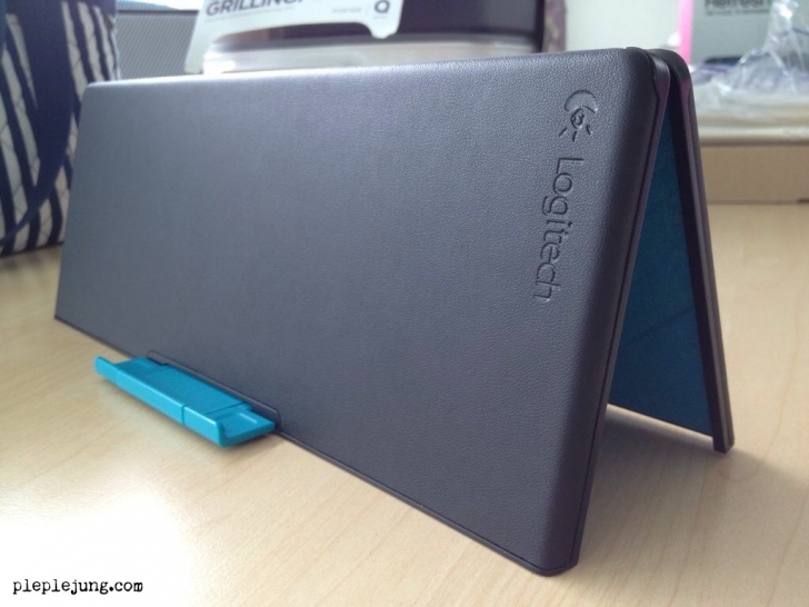 เพิ่มพลังการทำงานด้วย Logitech Keyboard for iPad ช่วยให้การพิมพ์เป็นเรื่องง่ายขึ้น