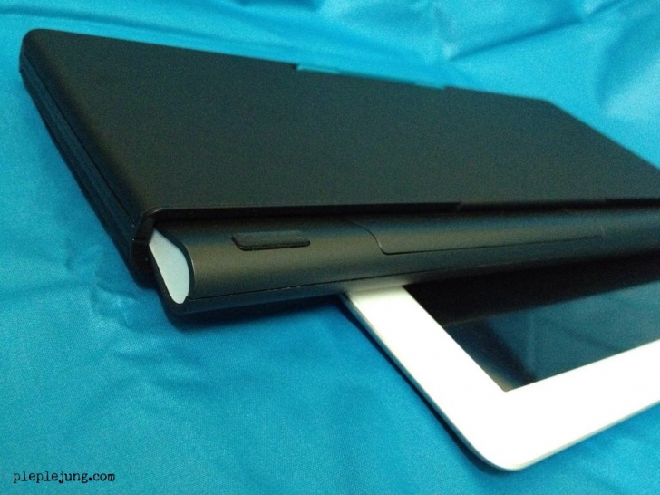 เพิ่มพลังการทำงานด้วย Logitech Keyboard for iPad ช่วยให้การพิมพ์เป็นเรื่องง่ายขึ้น