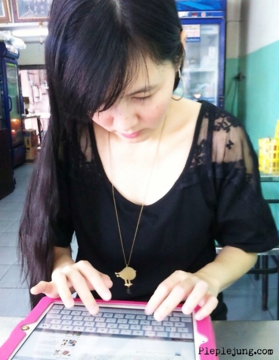 เพิ่มพลังการทำงานด้วย Logitech Keyboard for iPad ช่วยให้การพิมพ์เป็นเรื่องง่ายขึ้น